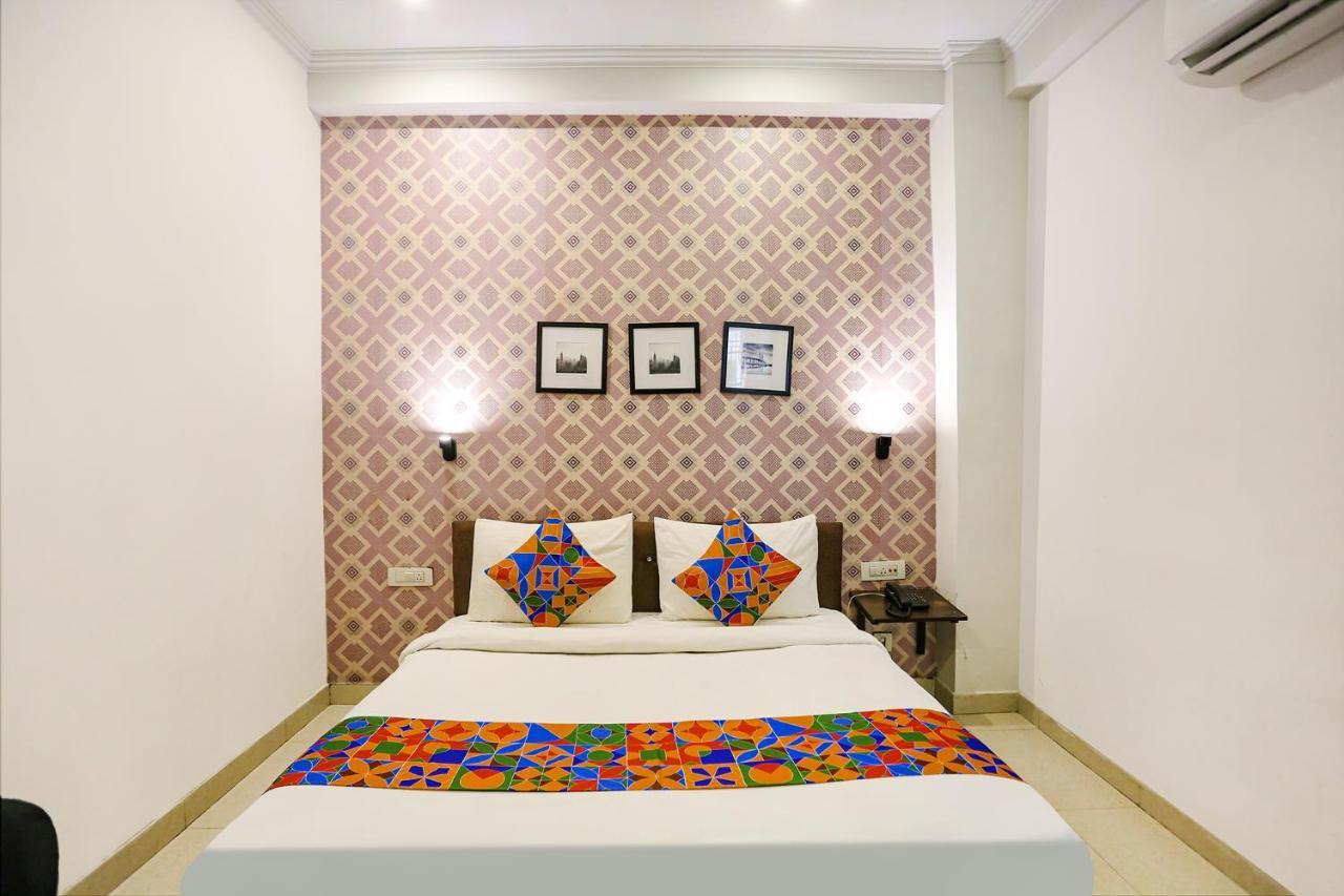 Fabhotel Novel Suites - Nr Yashobhoomi Convention Centre Nueva Delhi Exterior foto
